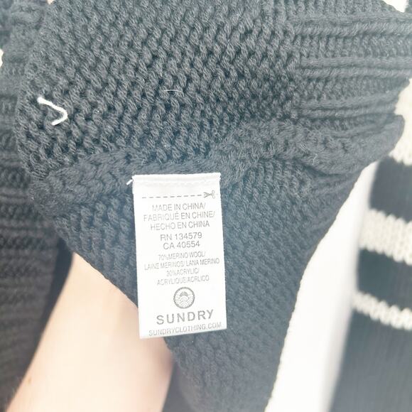Sundry Womens Merino Wool Blend Striped‎ Pullover Crewneck Sweater Size M Navy - Picture 4 of 5